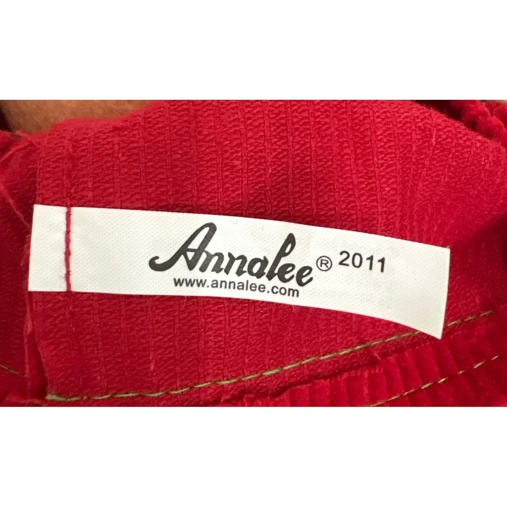 Annalee 2011 Knitting Mouse Doll Red Corduroy Dress Green Yarn 8 Inch Whimsical